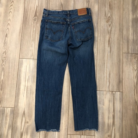 Levi’s cropped wedgie fit jeans - size 27 - Picture 3 of 4